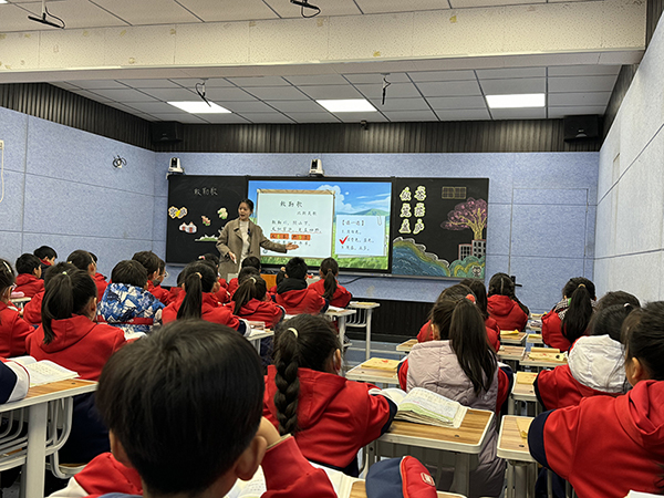 聚焦想象课堂 助力学生素养提升——源汇区受降路小学举行二年级语文教研活动